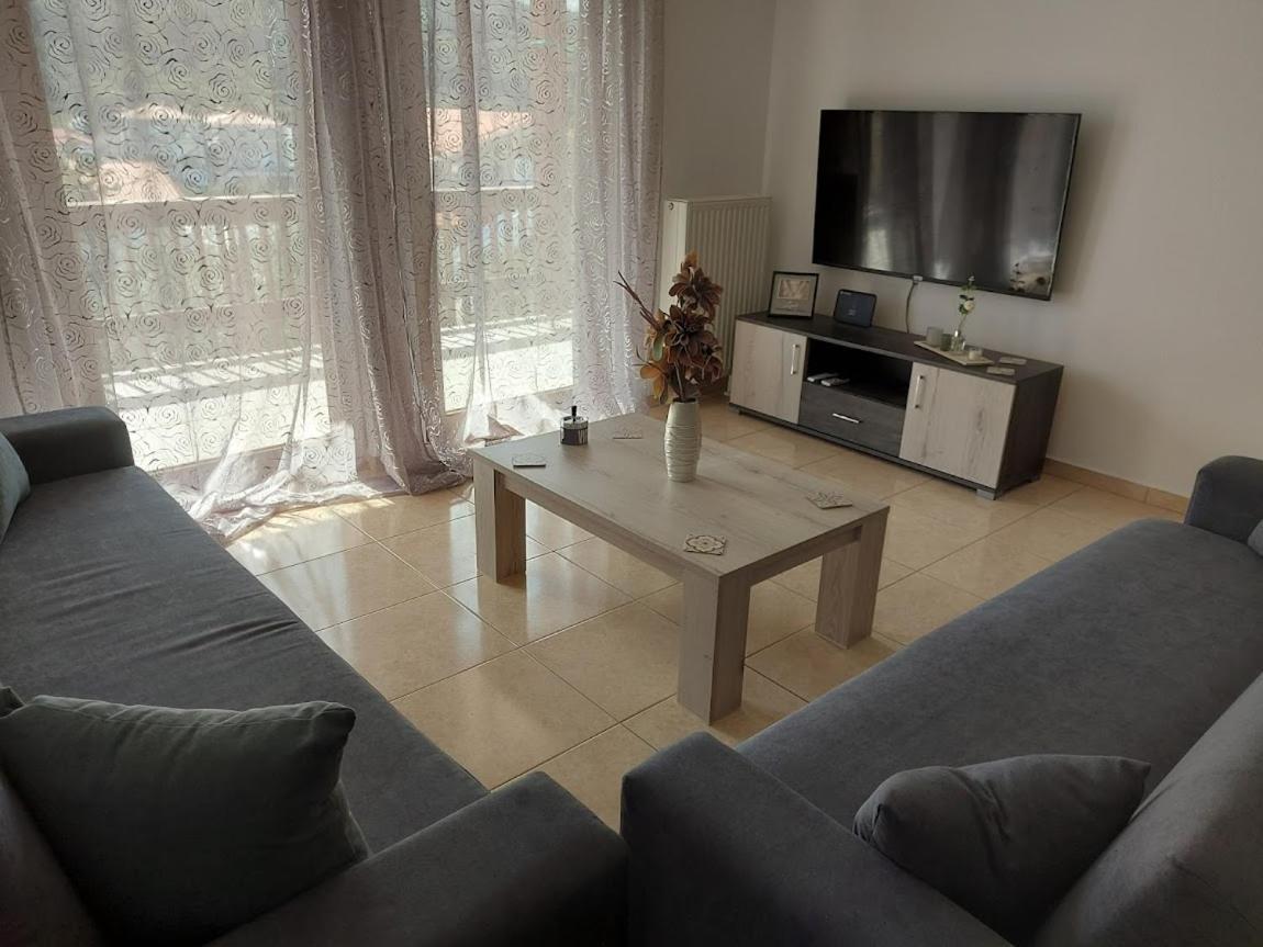 Appartamento Ina House Varella Esterno foto